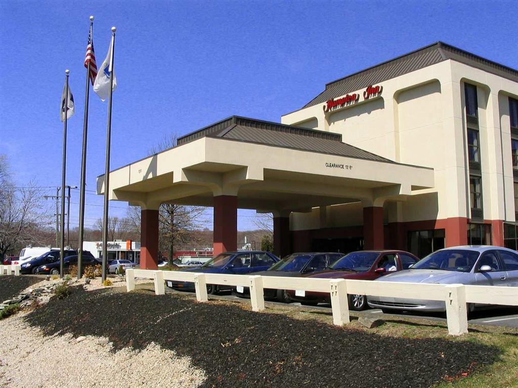 Hampton Inn Вэст спрингфильд Экстерьер фото